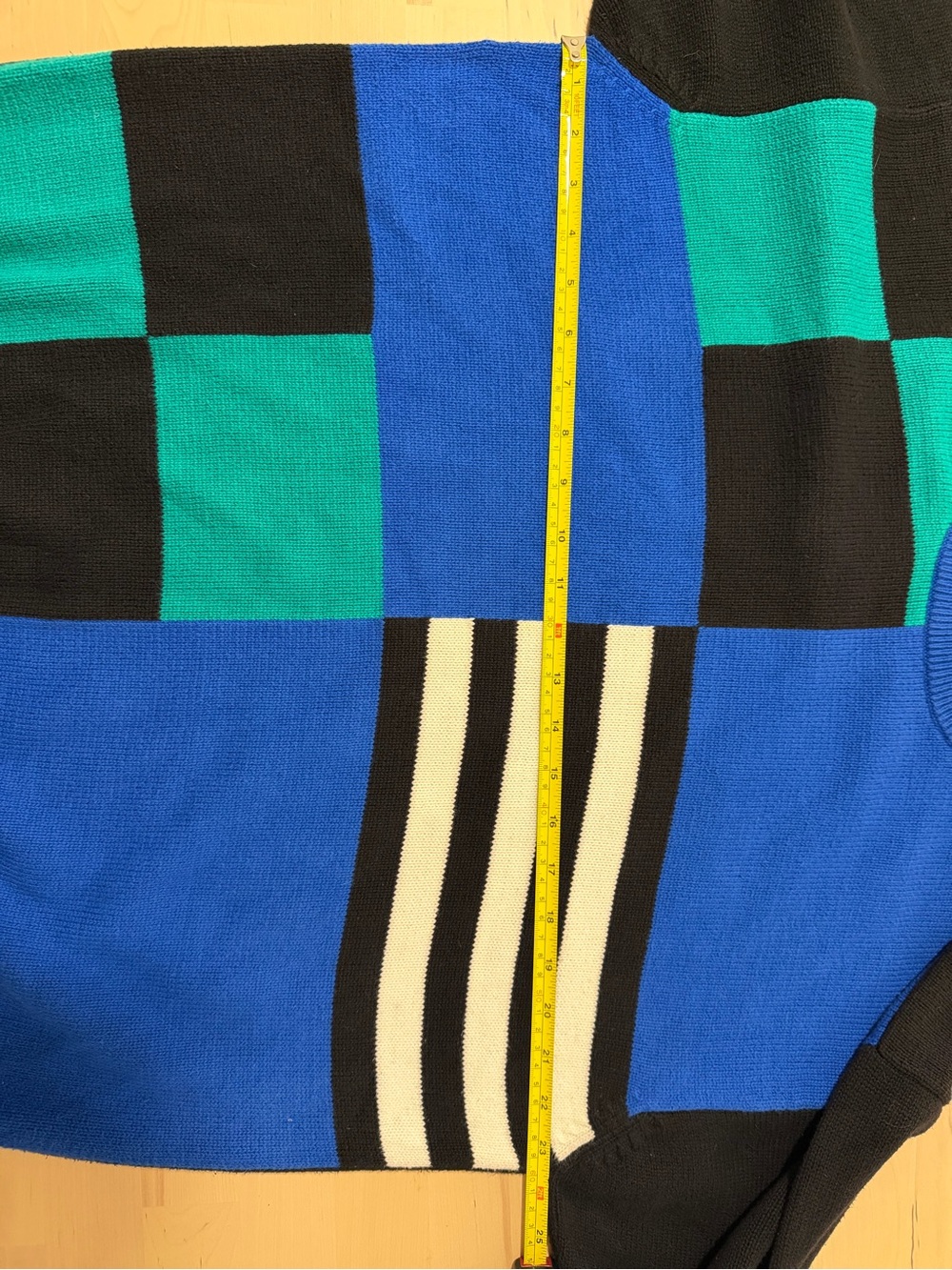 Pringle Men's Colorblock Crewneck Sweater in Blue, Teal & Black - Picture 5 of 7